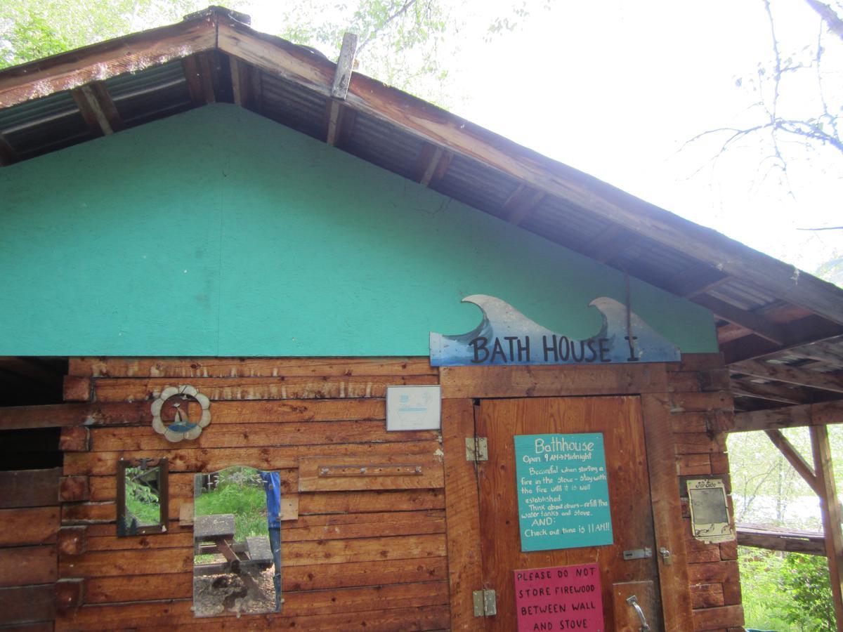 Dawson City River Hostel Luaran gambar